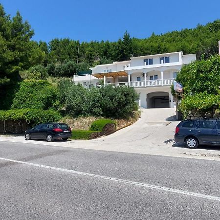 Apartments Dana Omiš Eksteriør bilde